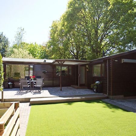 Villa Relaxed Verblijf In Chalet Op De Veluwe Putten Exterior foto
